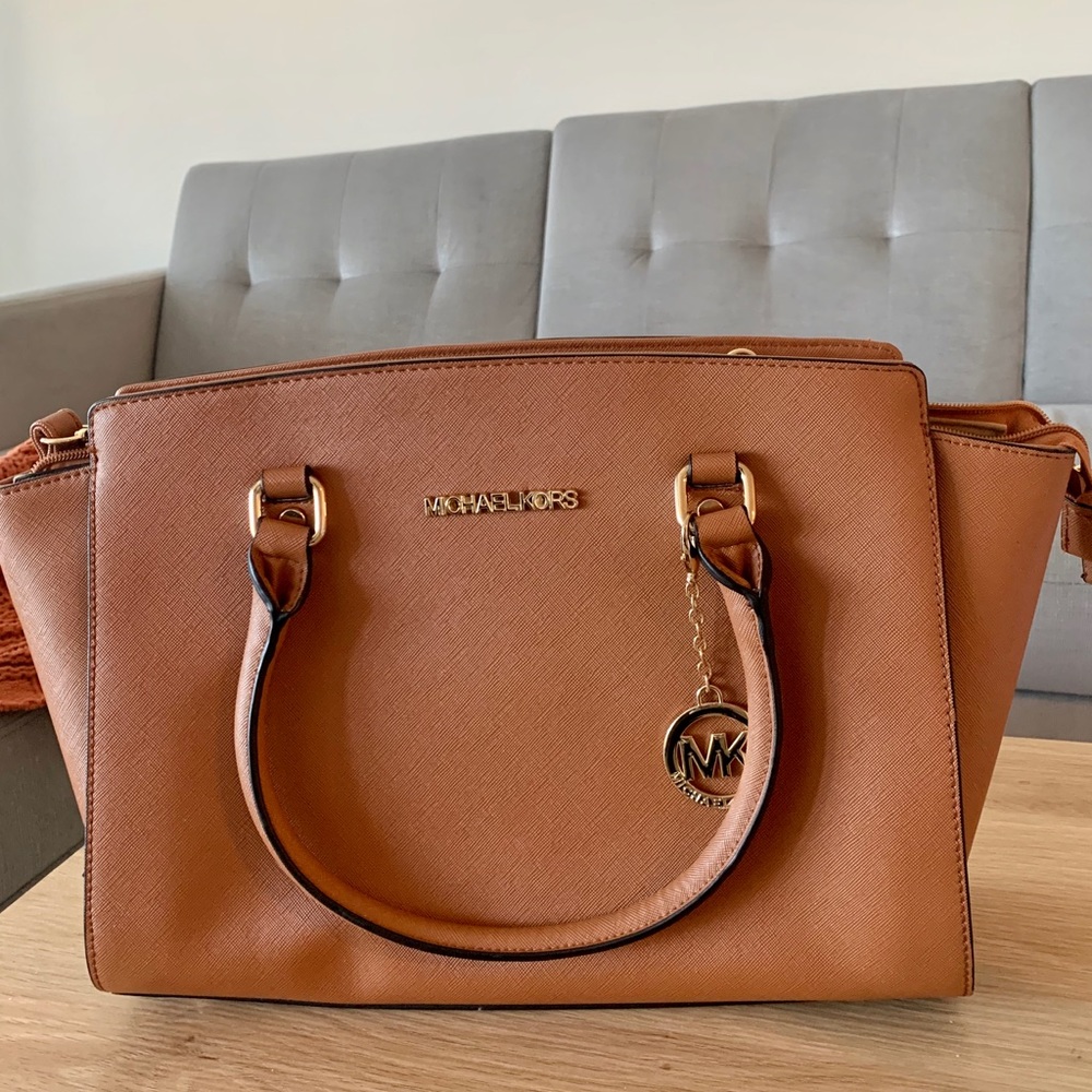 Selma Medium Saffiano Leather Crossbody Bag